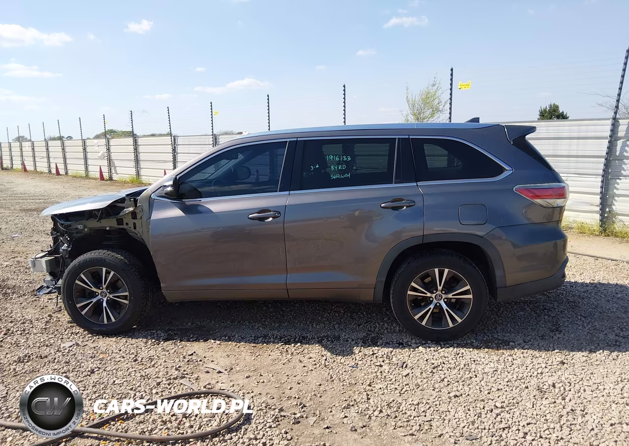 2016 Toyota Highlander Xle V6 VIN:5TDKKRFH7GS164714 - 15