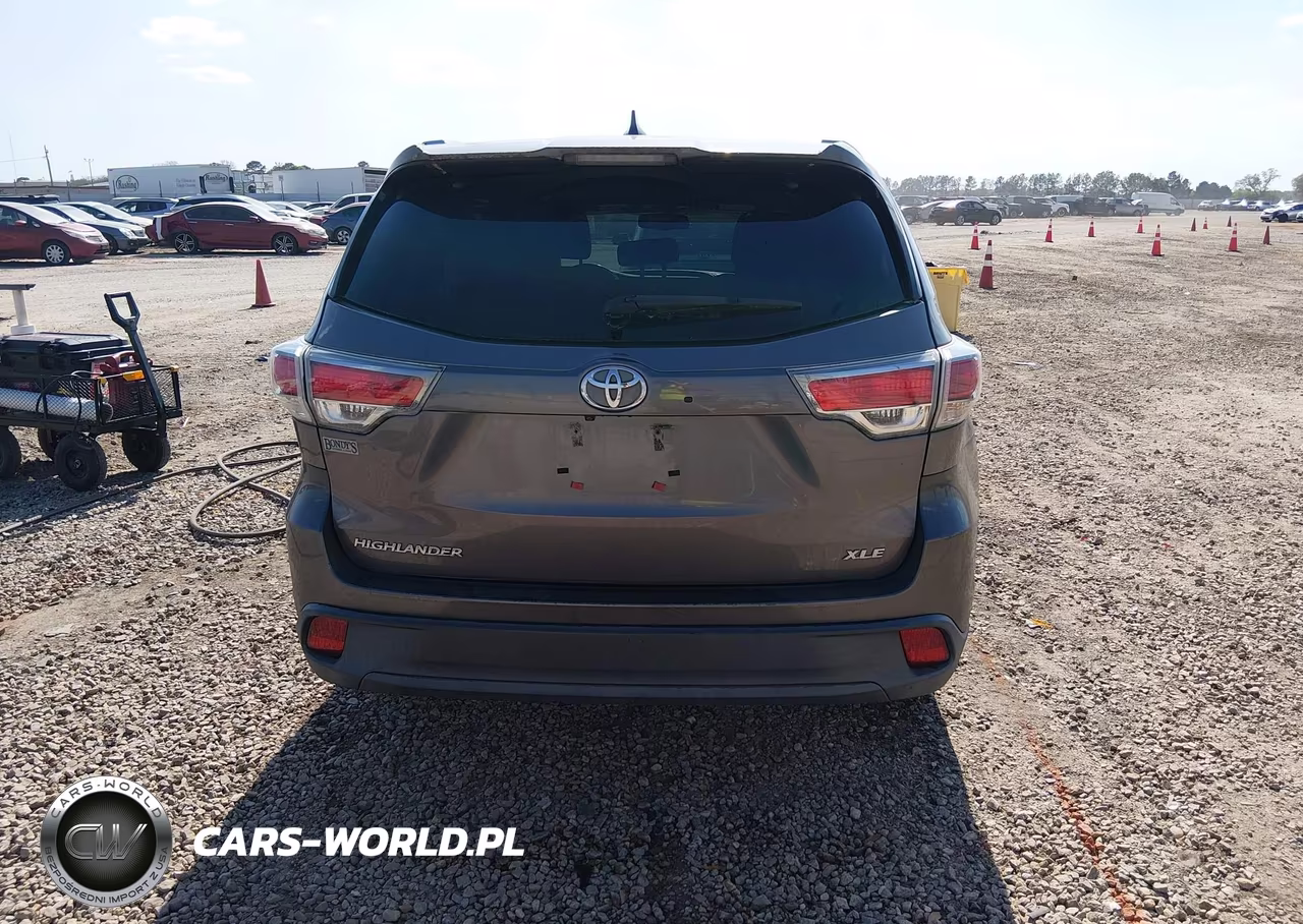2016 Toyota Highlander Xle V6 VIN:5TDKKRFH7GS164714 - 17