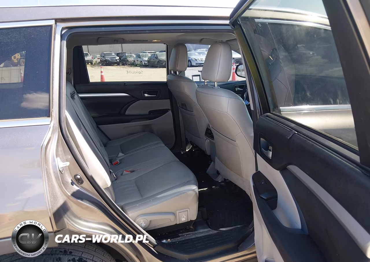 2016 Toyota Highlander Xle V6 VIN:5TDKKRFH7GS164714 - 8