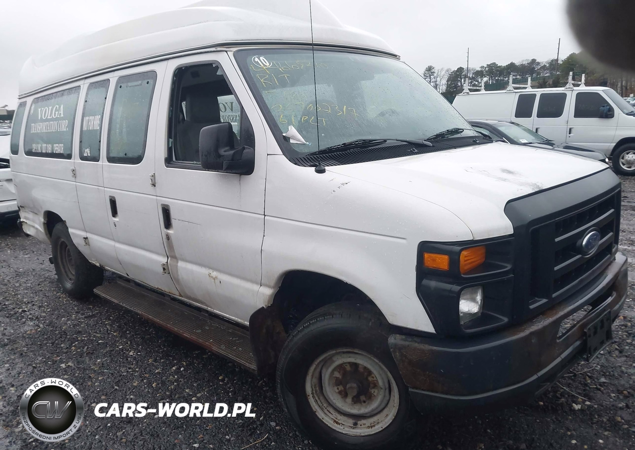 2012 Ford E-350 Super Duty Commercial