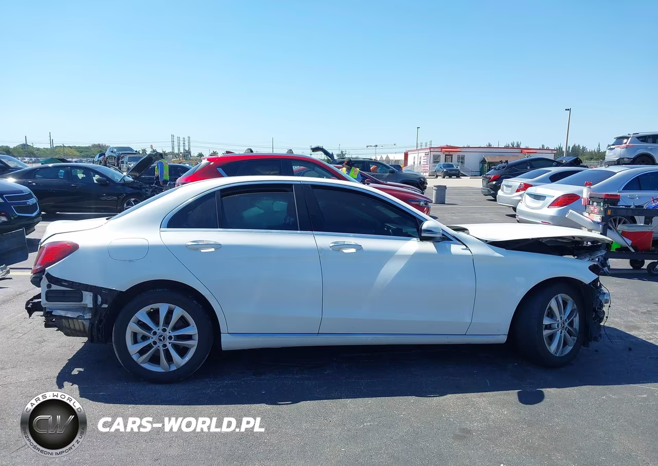 2019 Mercedes-Benz C 300 VIN:55SWF8DB6KU294784 - 13