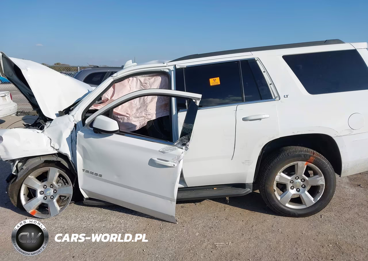 2015 Chevrolet Tahoe Lt VIN:1GNSCBKC2FR680367 - 13