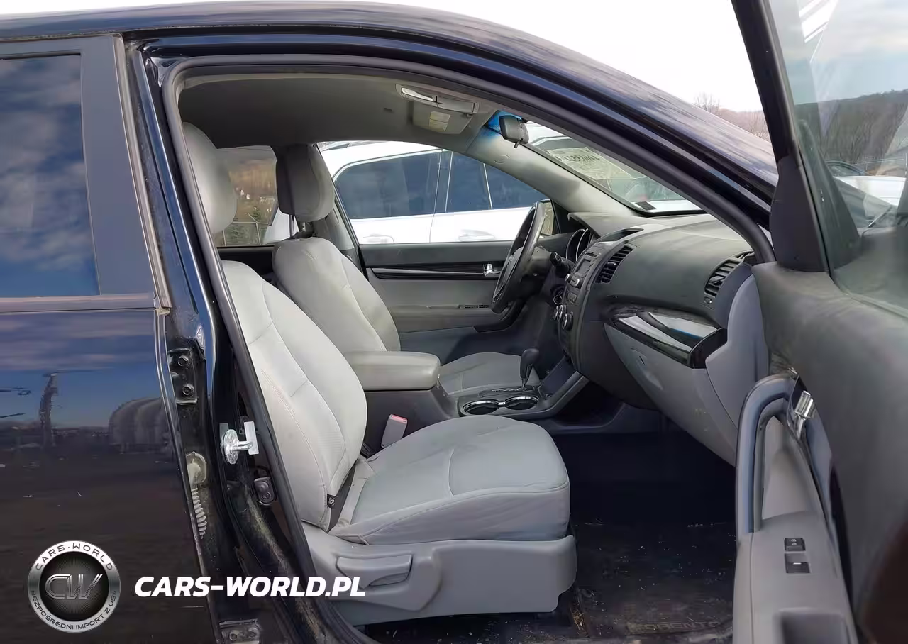 2013 Kia Sorento Lx VIN:5XYKTDA62DG417999 - 5