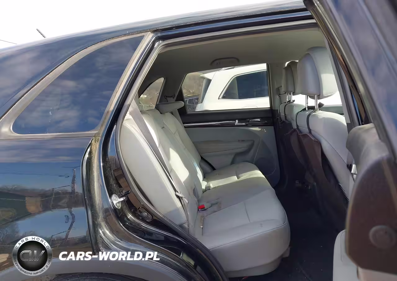 2013 Kia Sorento Lx VIN:5XYKTDA62DG417999 - 8