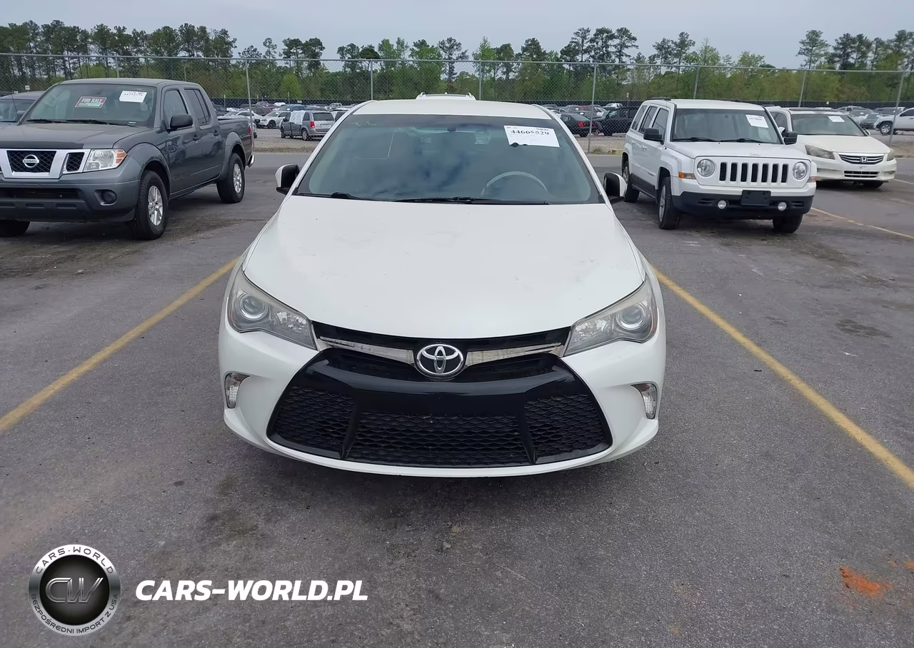 2016 Toyota Camry Se VIN:4T1BF1FK9GU232441 - 12