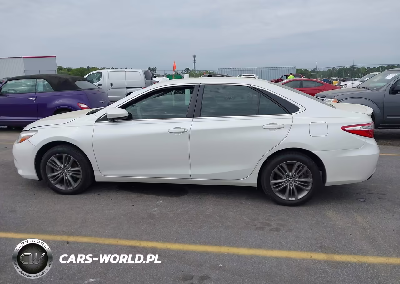 2016 Toyota Camry Se VIN:4T1BF1FK9GU232441 - 14