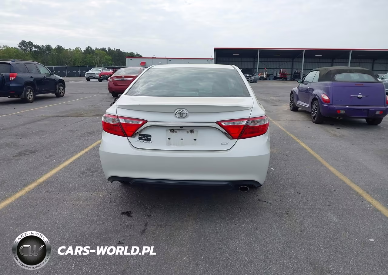 2016 Toyota Camry Se VIN:4T1BF1FK9GU232441 - 16