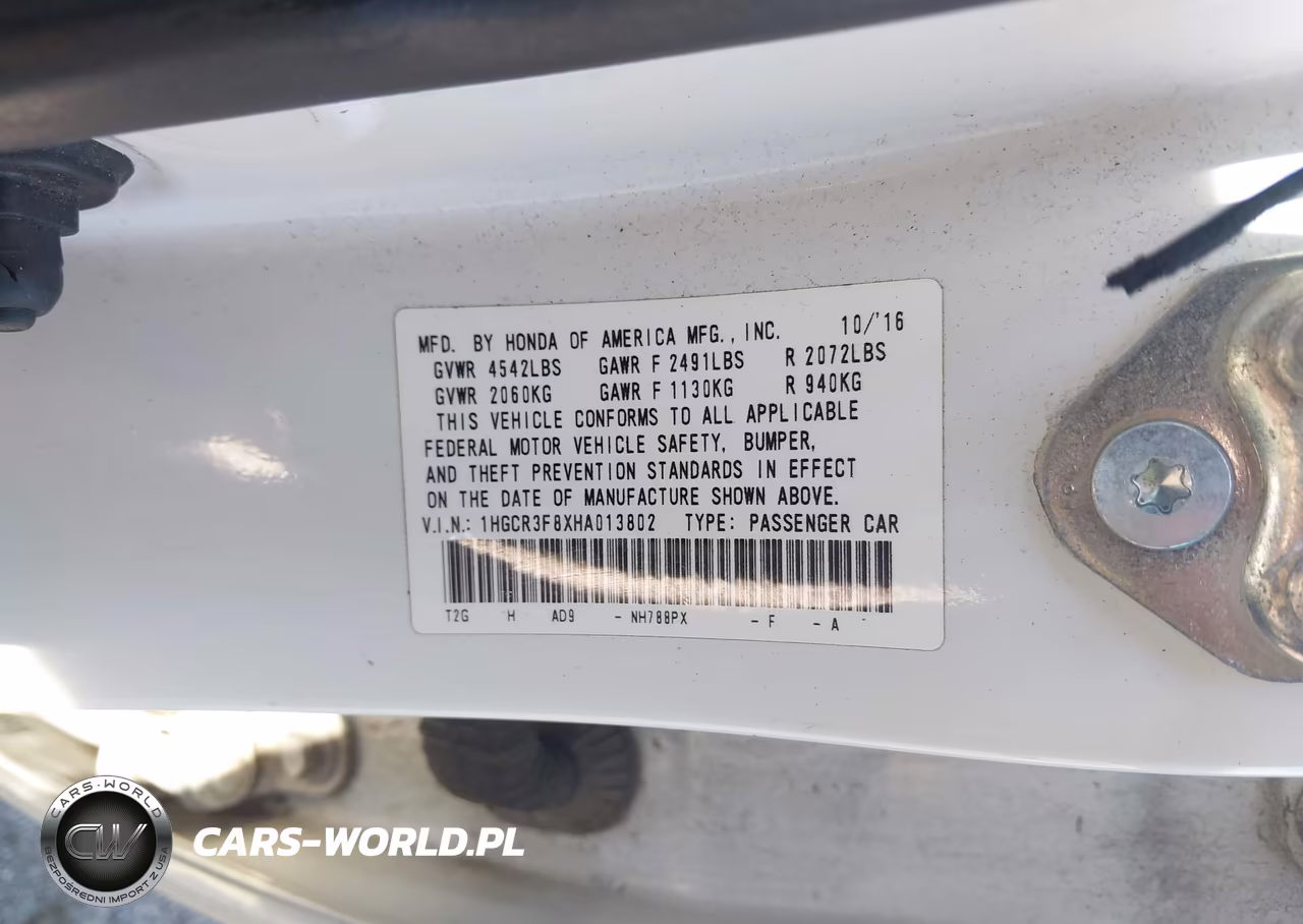 2017 Honda Accord Ex-L V6 VIN:1HGCR3F8XHA013802 - 9