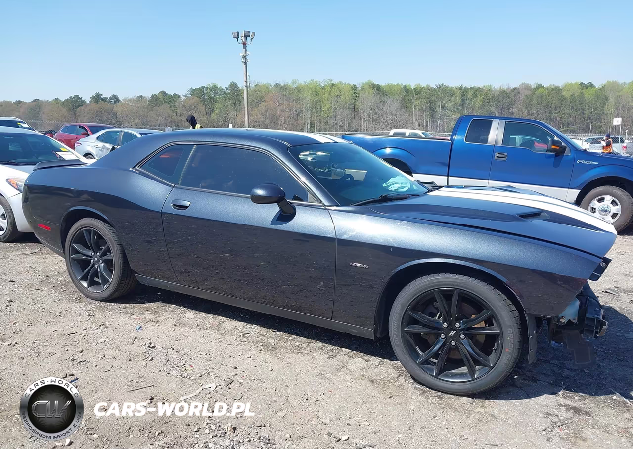 2018 Dodge Challenger R-T VIN:2C3CDZBT9JH217030 - 13
