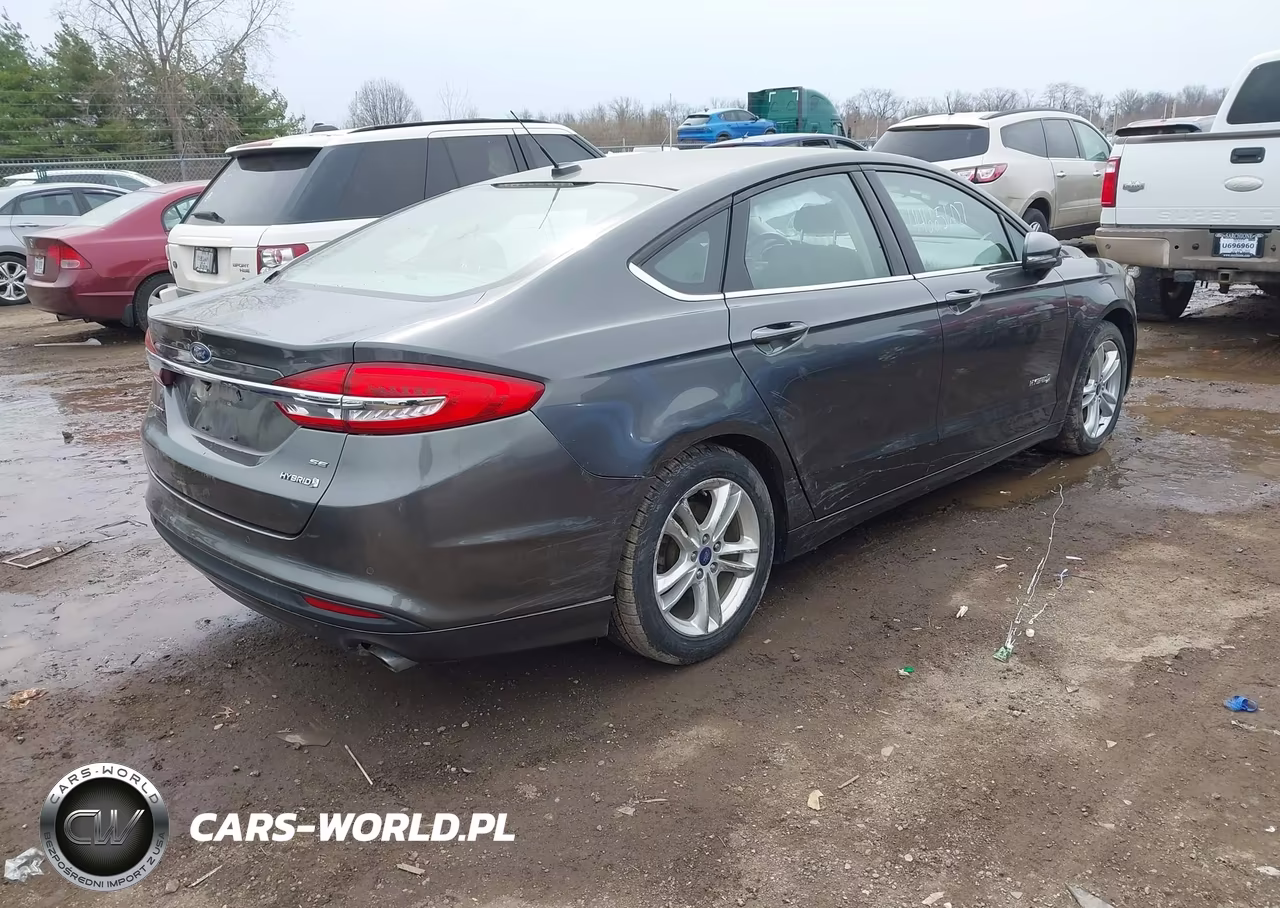 2018 Ford Fusion Hybrid Se VIN:3FA6P0LU3JR152074 - 4