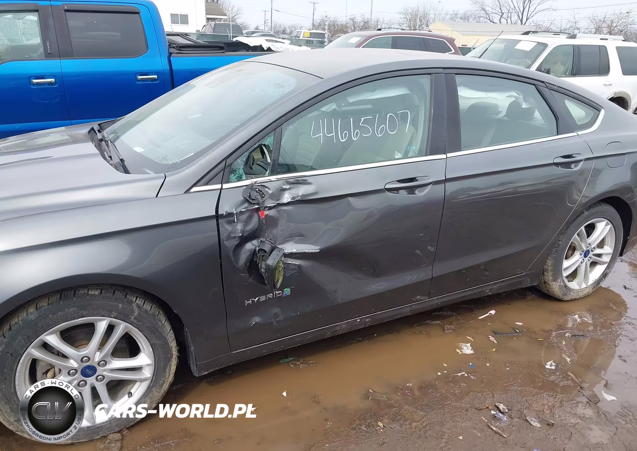 2018 Ford Fusion Hybrid Se VIN:3FA6P0LU3JR152074 - 6