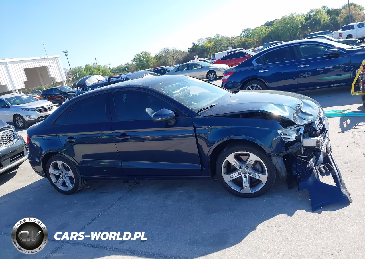 2017 Audi A3 2.0T Premium VIN:WAUB8GFF2H1033803 - 13