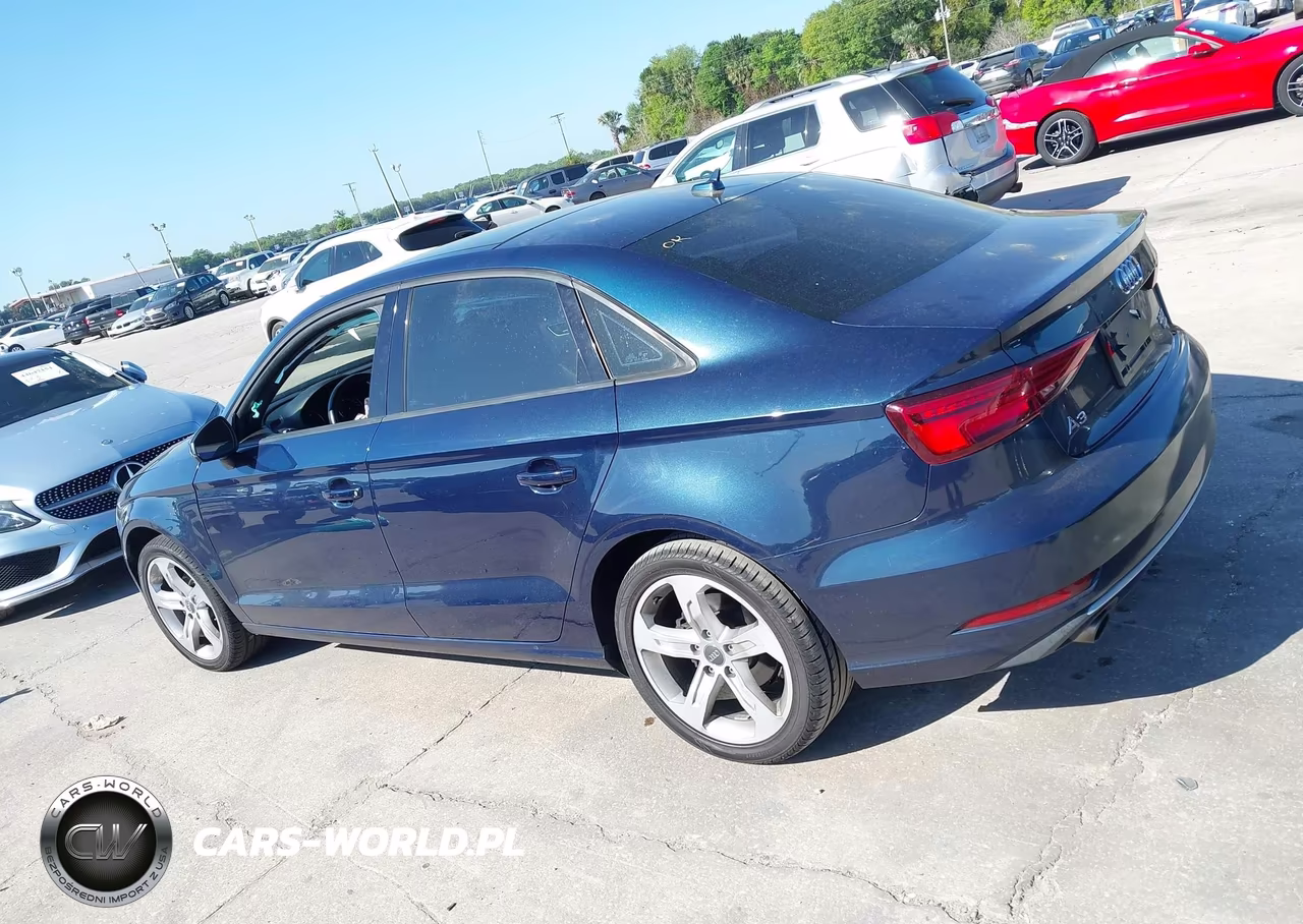 2017 Audi A3 2.0T Premium VIN:WAUB8GFF2H1033803 - 14