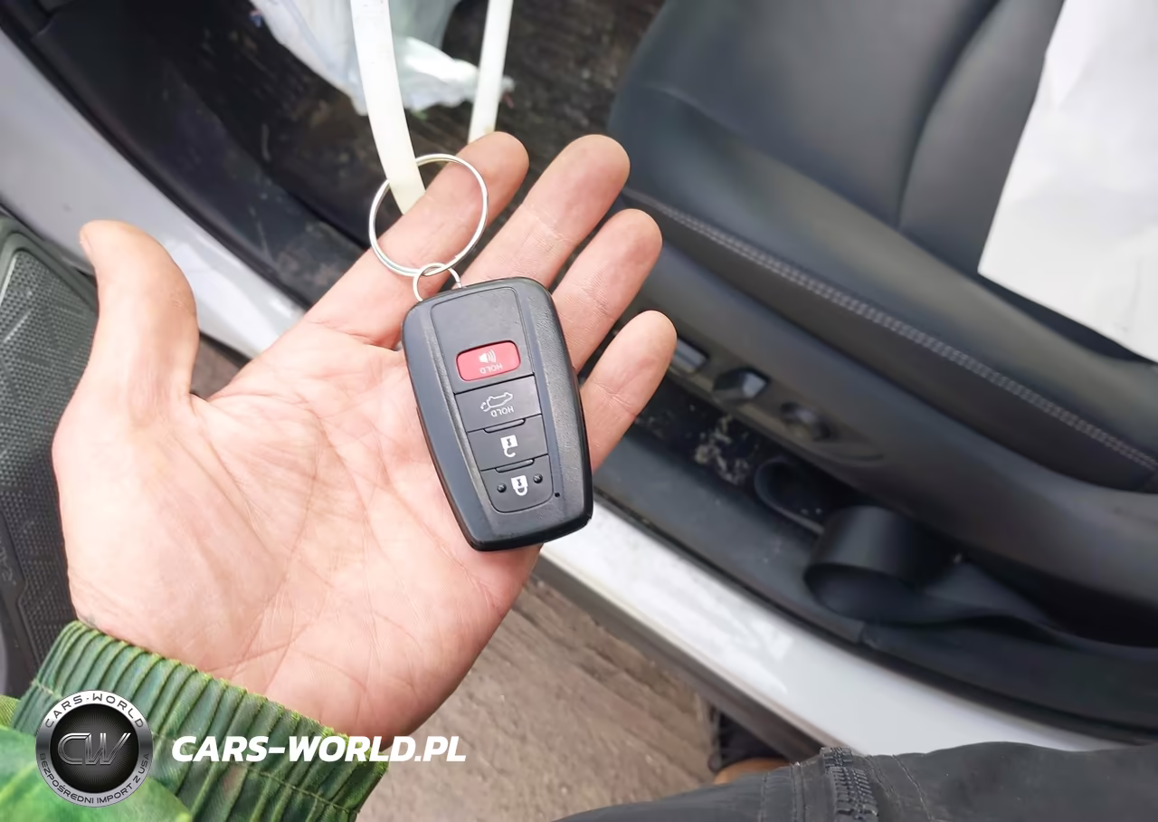 2025 Toyota Rav4 Hybrid Xle Premium VIN:JTMB6RFV2SD575968 - 11