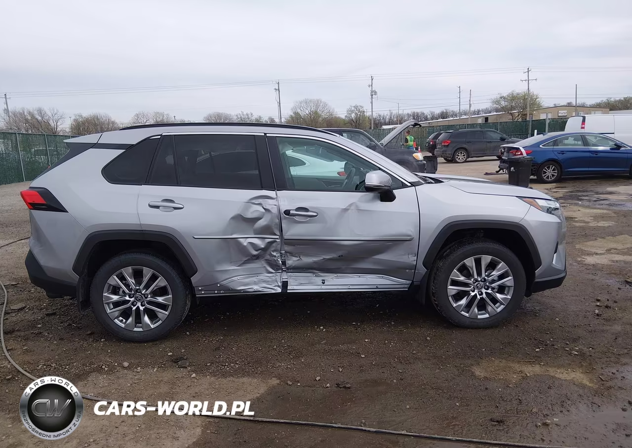 2025 Toyota Rav4 Xle Premium VIN:2T3A1RFV4SW539535 - 13