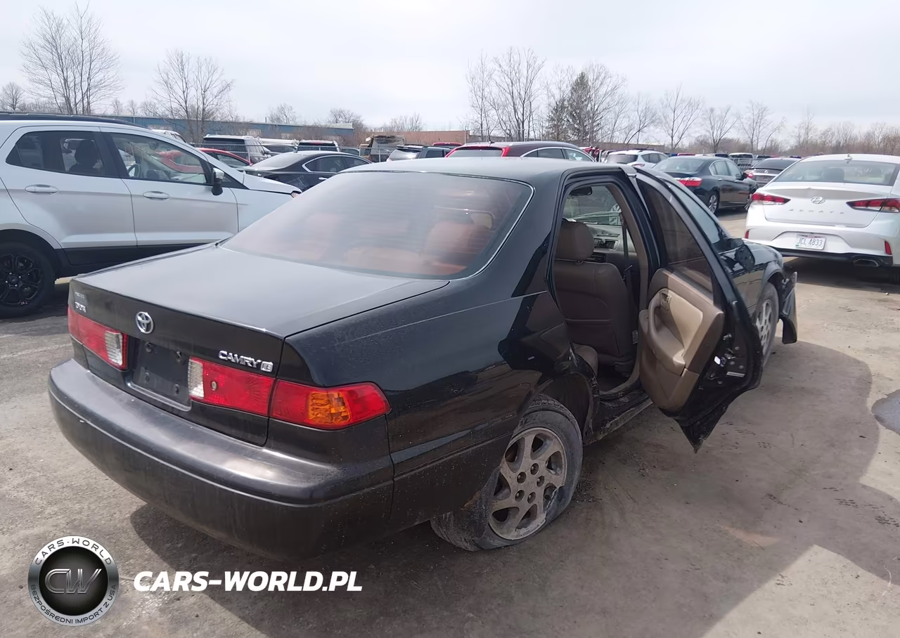2000 Toyota Camry Le VIN:4T1BG22K9YU625835 - 4