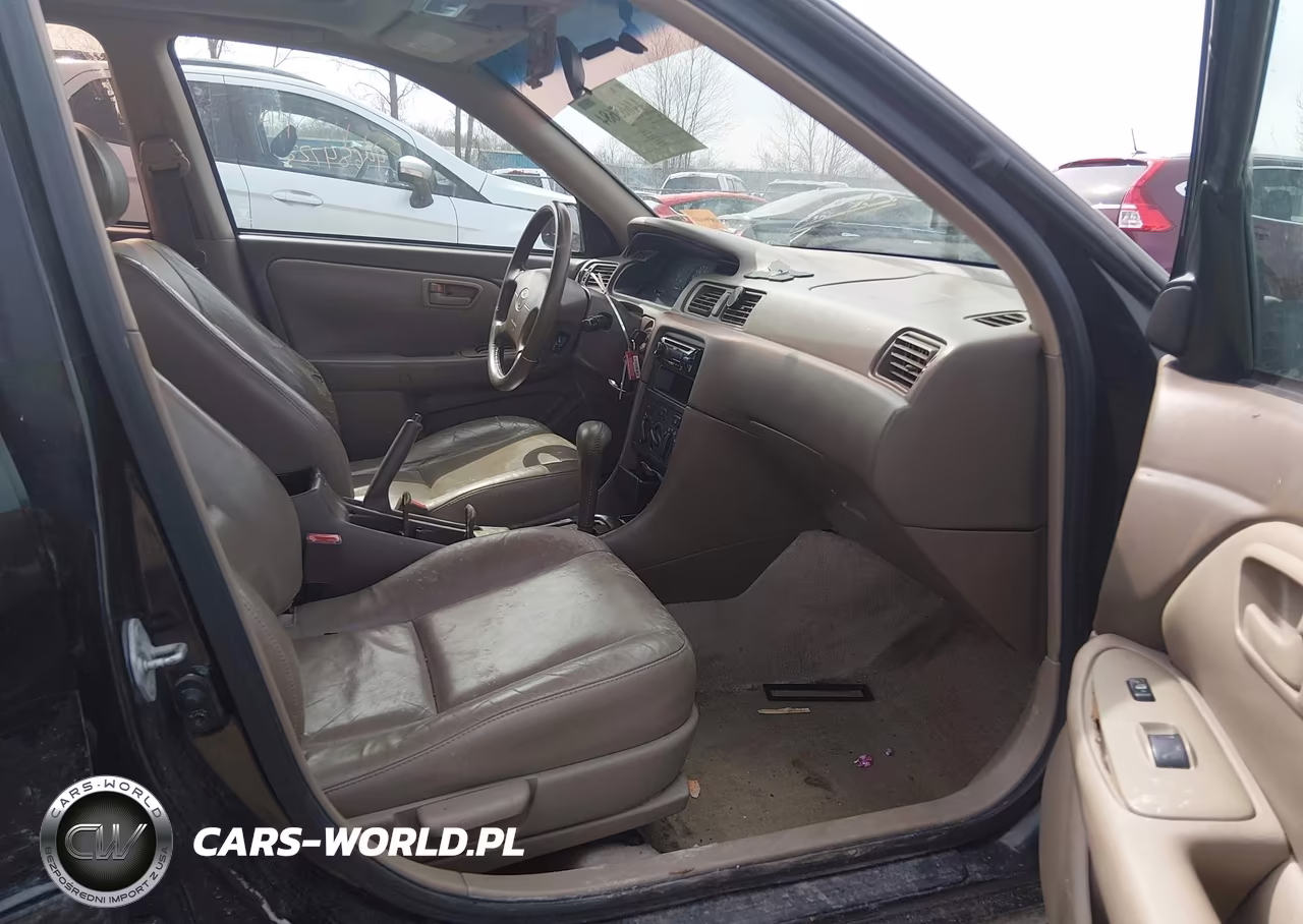 2000 Toyota Camry Le VIN:4T1BG22K9YU625835 - 5