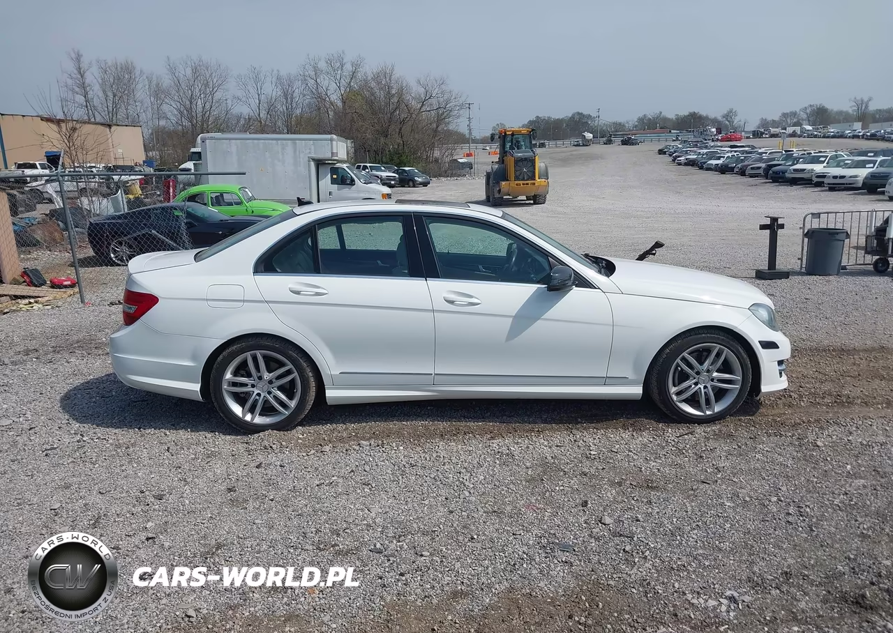 2014 Mercedes-Benz C 300 Luxury 4Matic-Sport 4Matic VIN:WDDGF8ABXER313156 - 13