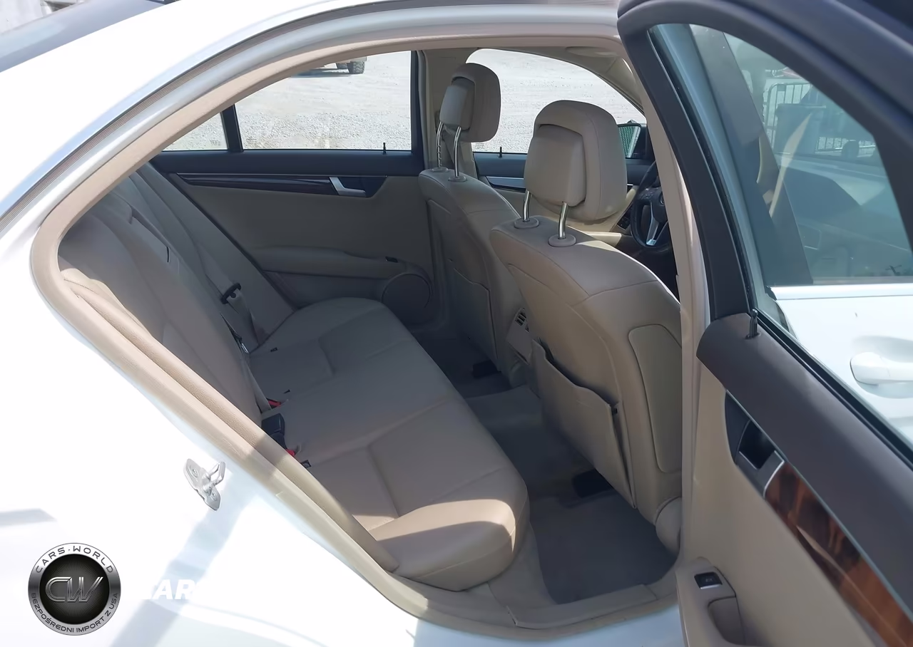 2014 Mercedes-Benz C 300 Luxury 4Matic-Sport 4Matic VIN:WDDGF8ABXER313156 - 8