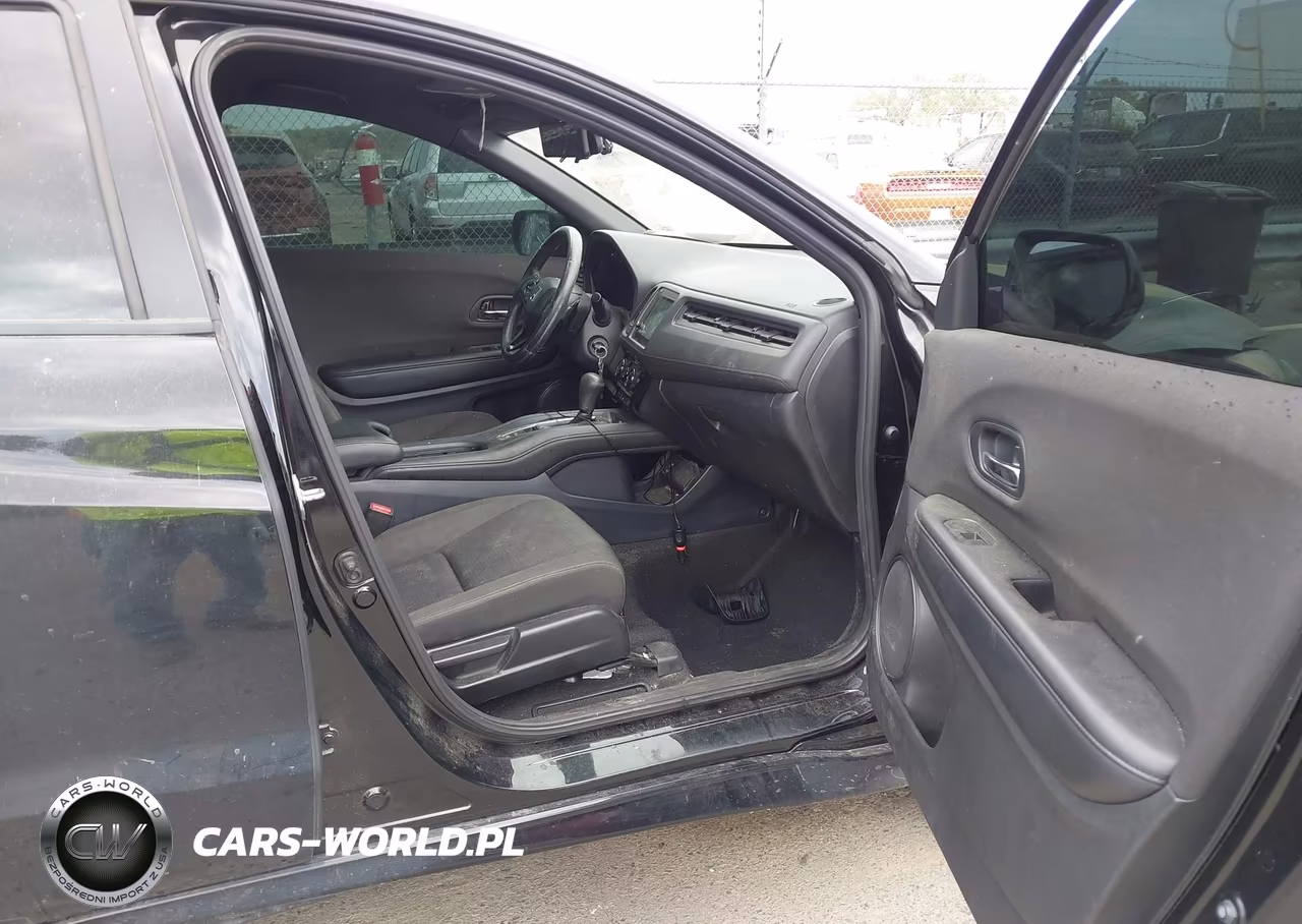 2019 Honda Hr-V Sport VIN:3CZRU6H11KG700971 - 5