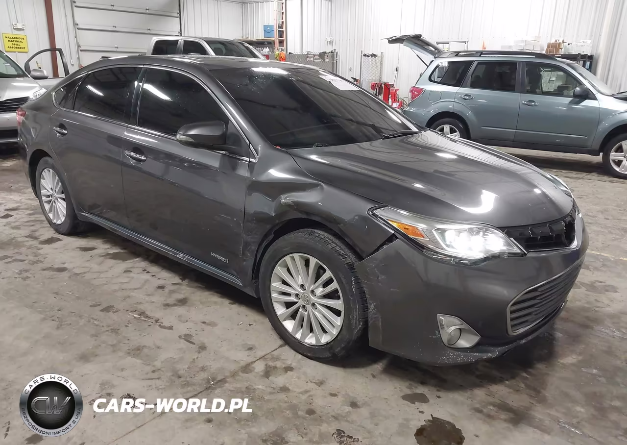 2013 Toyota Avalon Hybrid Limited