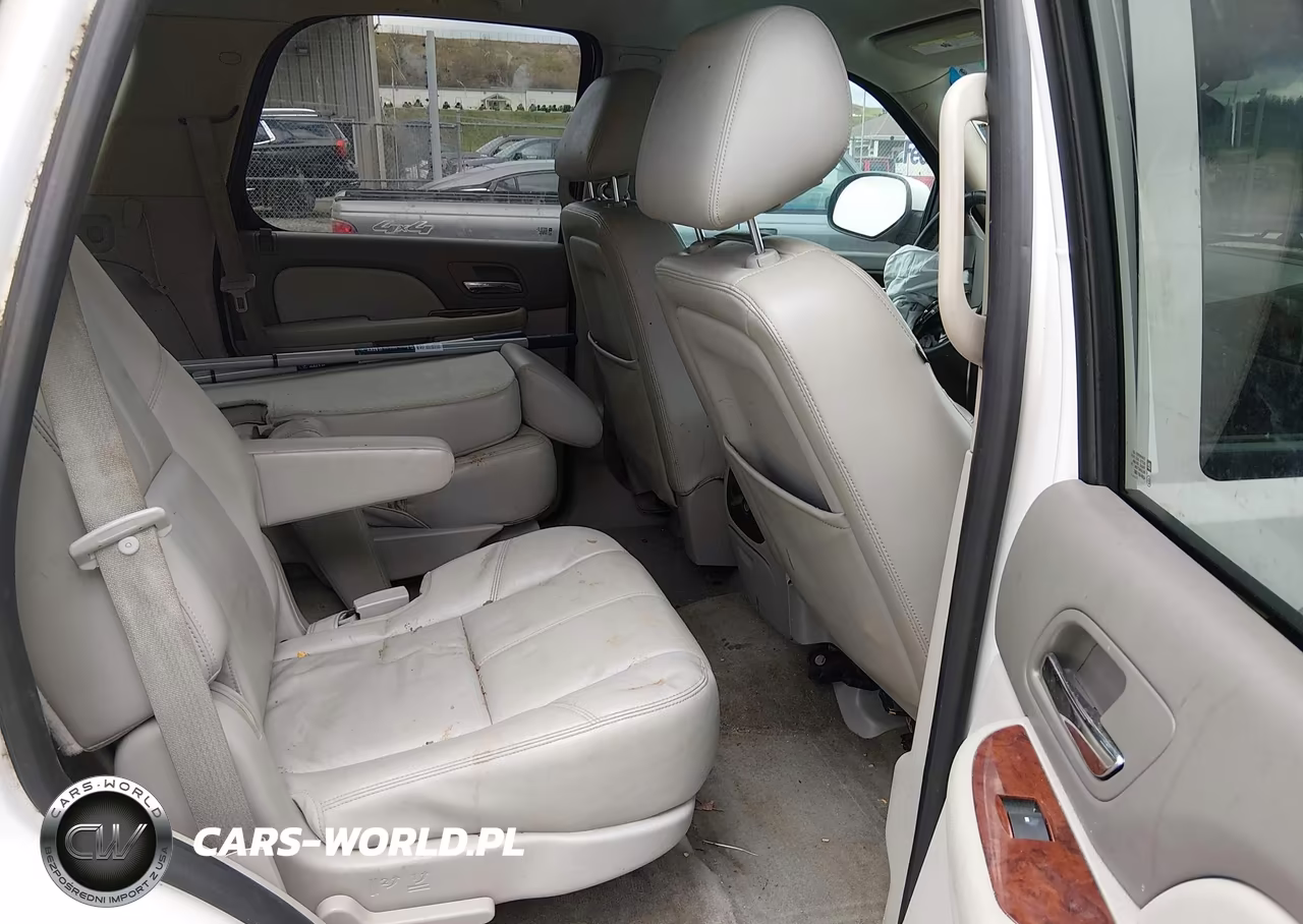 2014 Chevrolet Tahoe Lt VIN:1GNSCBE03ER107753 - 8