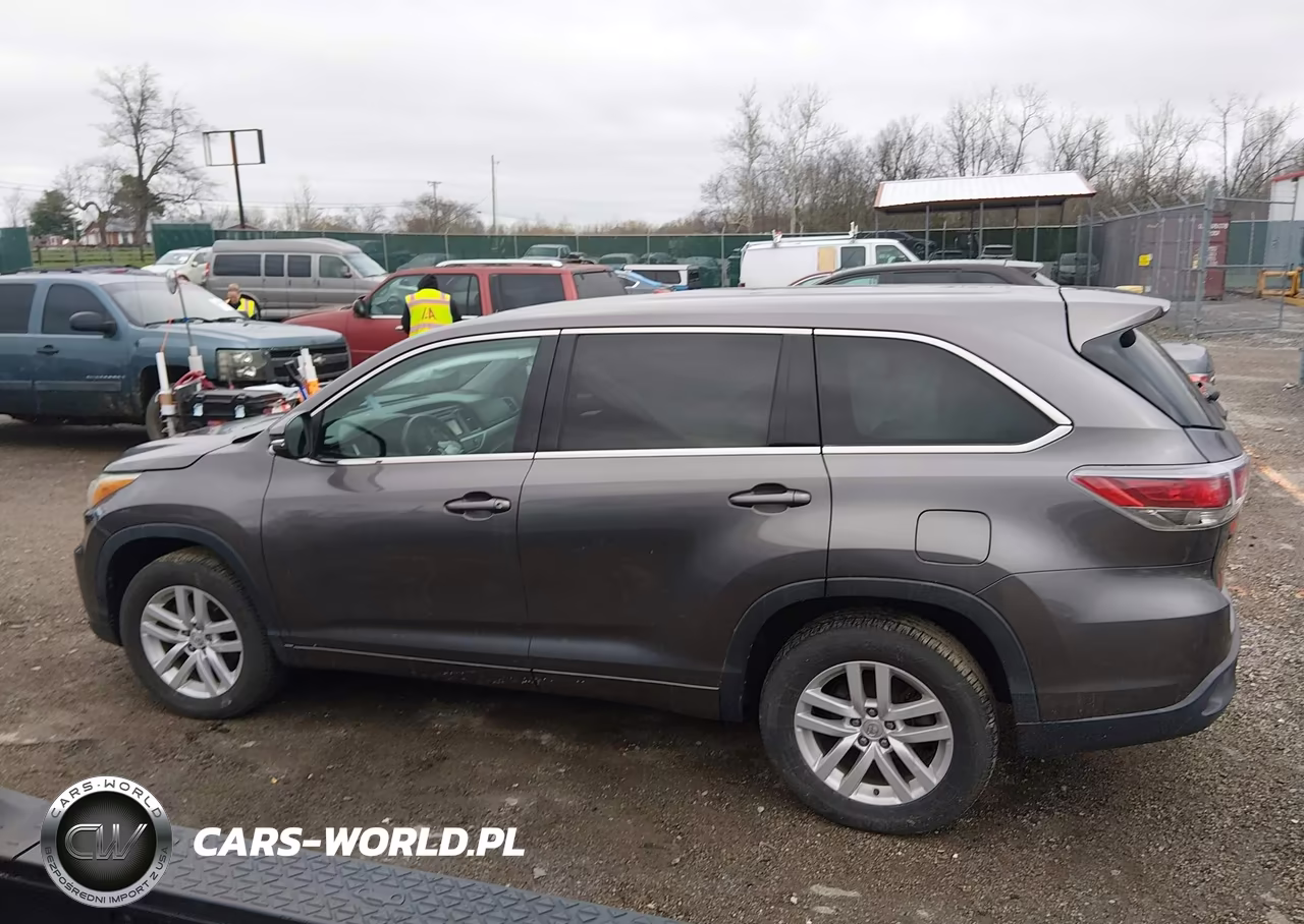 2014 Toyota Highlander Le VIN:5TDZARFH0ES008609 - 15