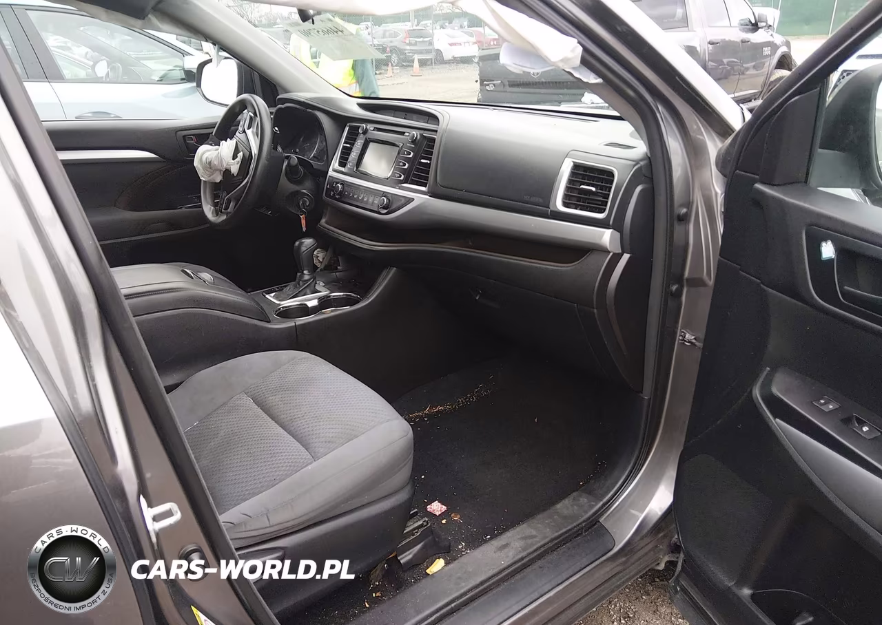 2014 Toyota Highlander Le VIN:5TDZARFH0ES008609 - 5
