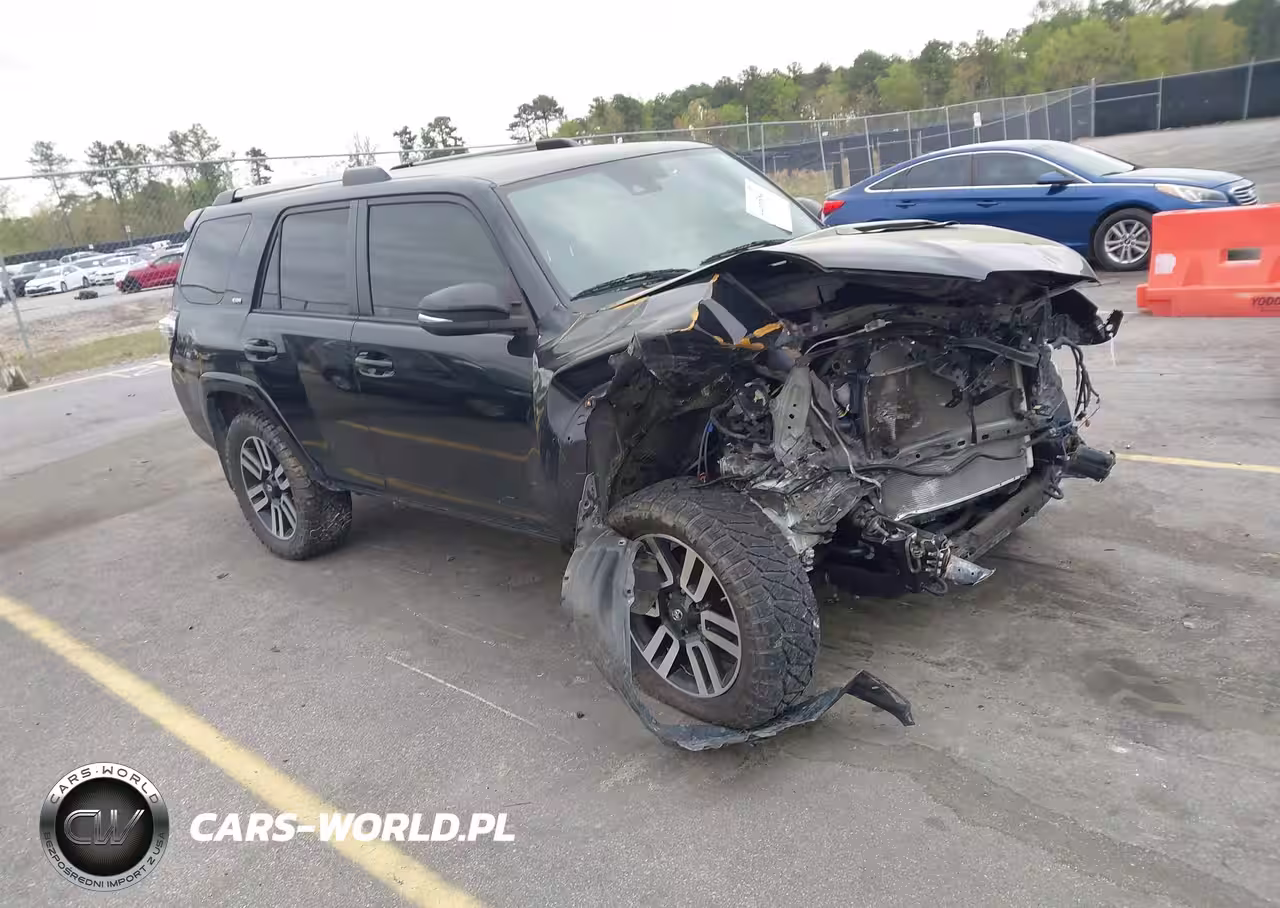 2020 Toyota 4Runner Sr5