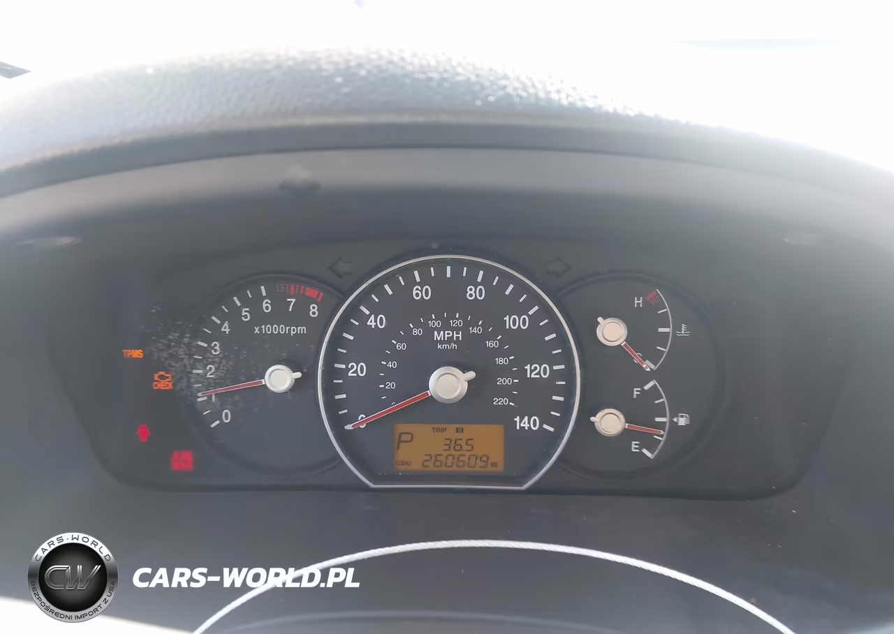 2008 Kia Rondo Lx V6 VIN:KNAFG526X87136592 - 7