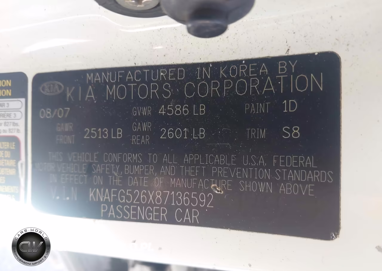 2008 Kia Rondo Lx V6 VIN:KNAFG526X87136592 - 9