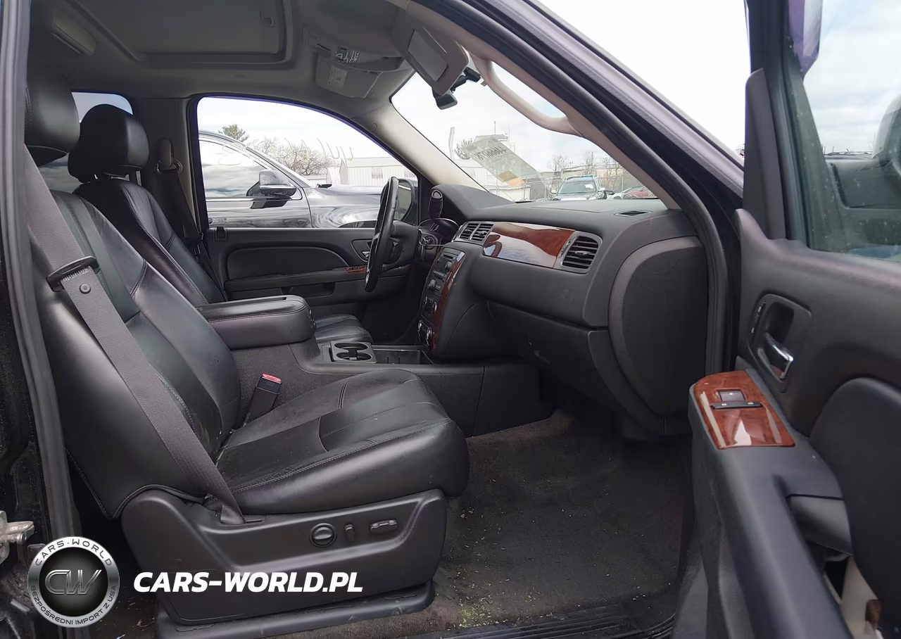 2012 Chevrolet Suburban 1500 Lt VIN:1GNSKJE74CR194957 - 5