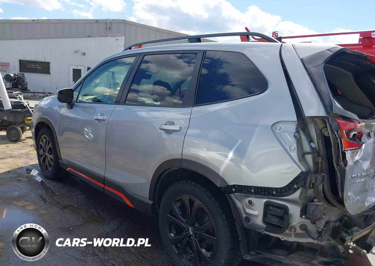 2020 Subaru Forester Sport VIN:JF2SKARC0LH484376 - 15