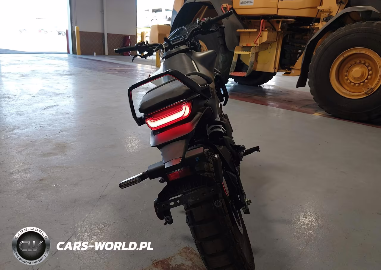 2024 Husqvarna Vitpilen 401-Svartpilen 401 VIN:MD2JUJ408RN208131 - 6