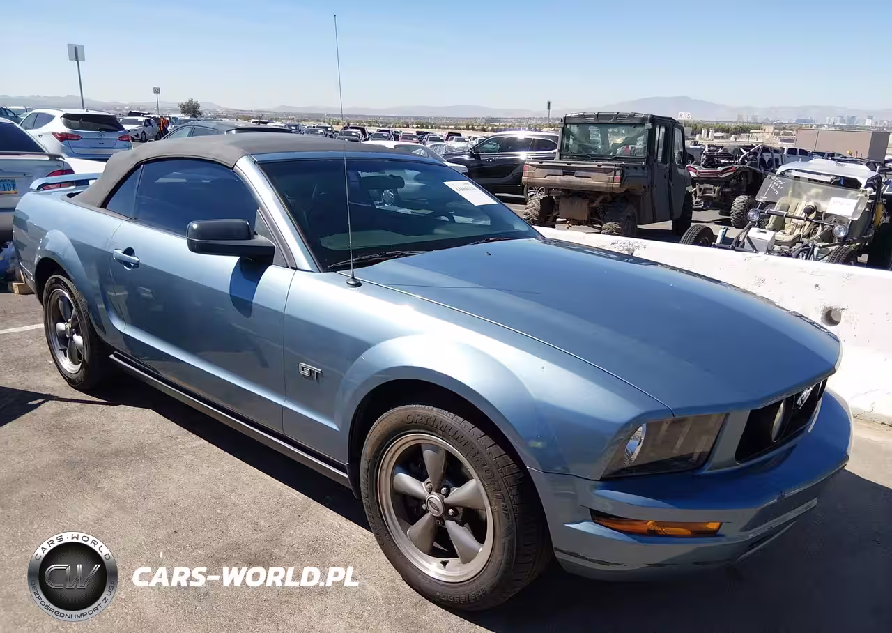2006 Ford Mustang V6
