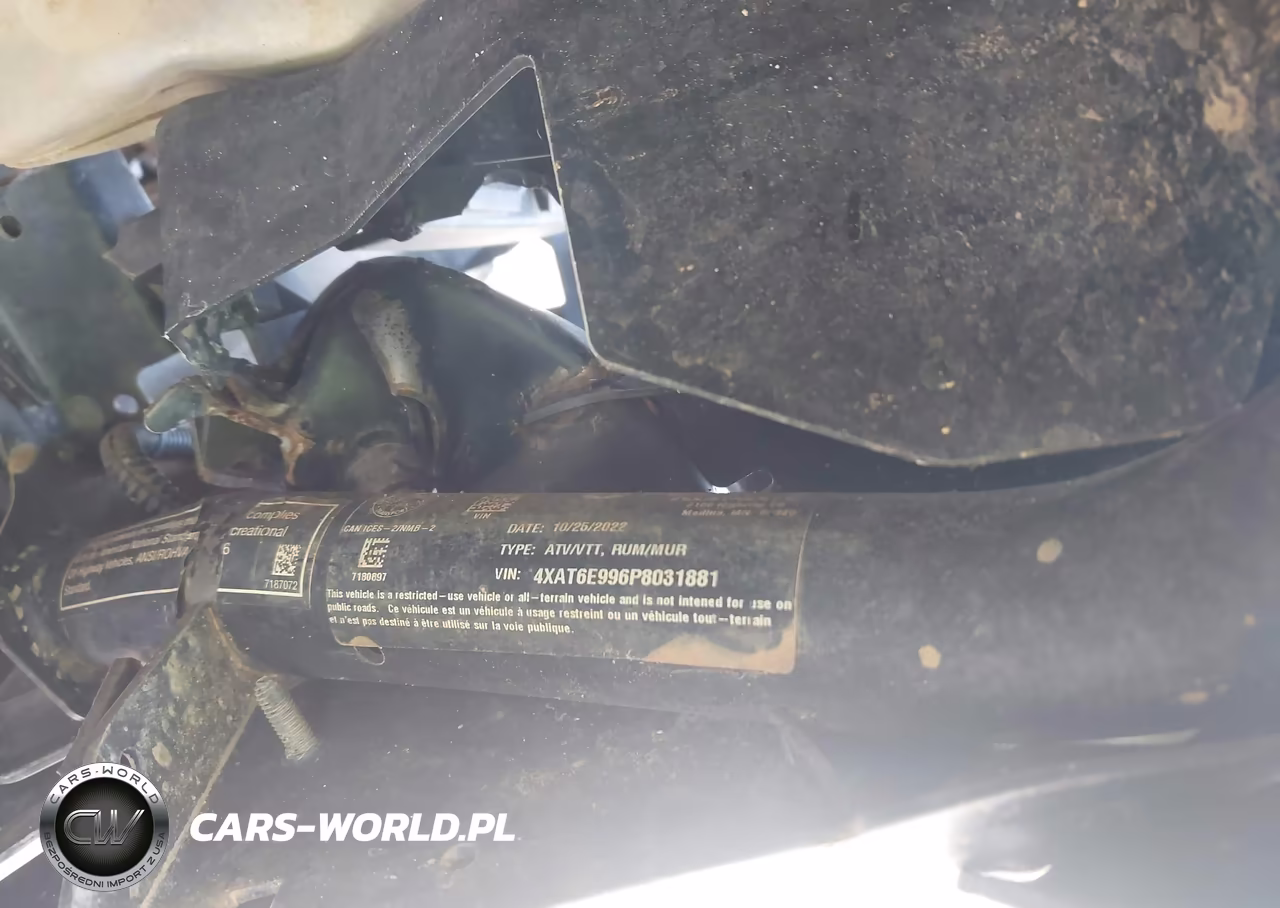 2023 Polaris Ranger Crew 1000 Premium VIN:4XAT6E996P8031881 - 10
