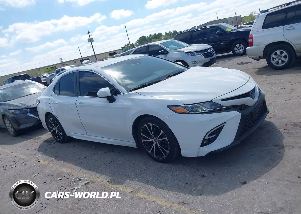 2020 Toyota Camry Se