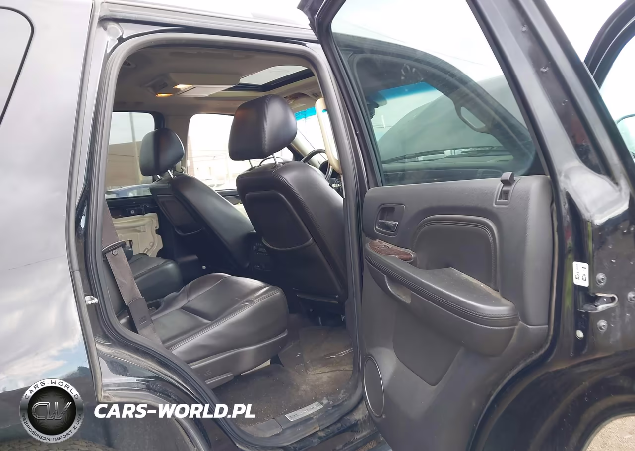 2014 GMC Yukon Denali VIN:1GKS2EEFXER114169 - 8