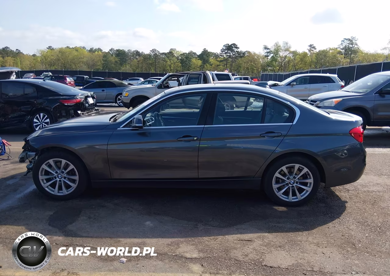 2017 BMW 320I xDrive VIN:WBA8A3C32HK693187 - 15