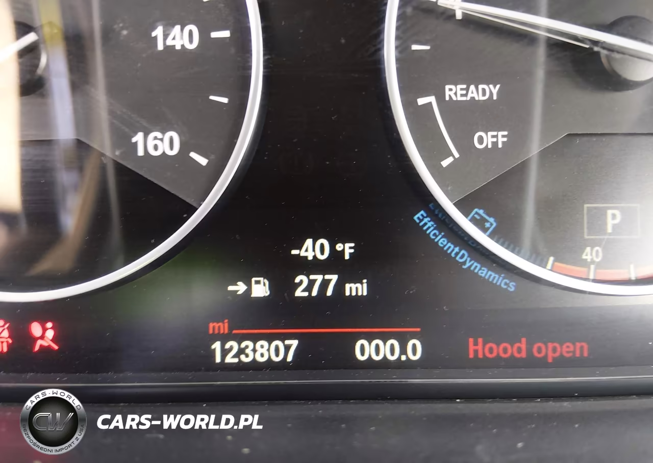 2017 BMW 320I xDrive VIN:WBA8A3C32HK693187 - 16