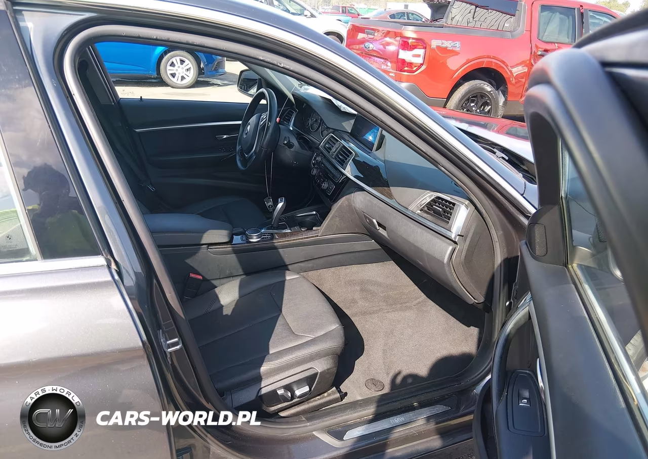 2017 BMW 320I xDrive VIN:WBA8A3C32HK693187 - 5