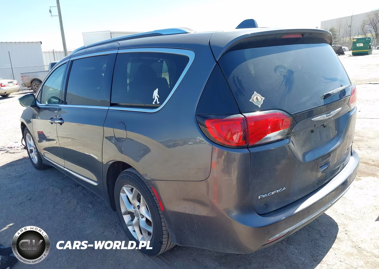 2020 Chrysler Pacifica Limited VIN:2C4RC1GGXLR277076 - 3