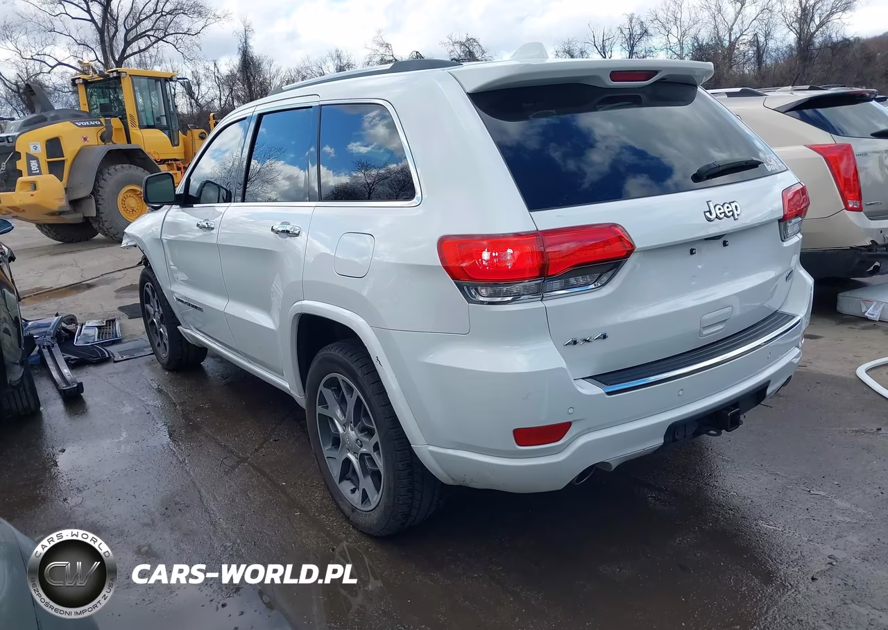 2020 Jeep Grand Cherokee Overland 4X4 VIN:1C4RJFCGXLC150328 - 3