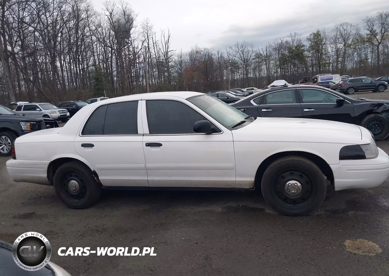 2008 Ford Crown Victoria Police-Police Interceptor VIN:2FAHP71V98X106872 - 13
