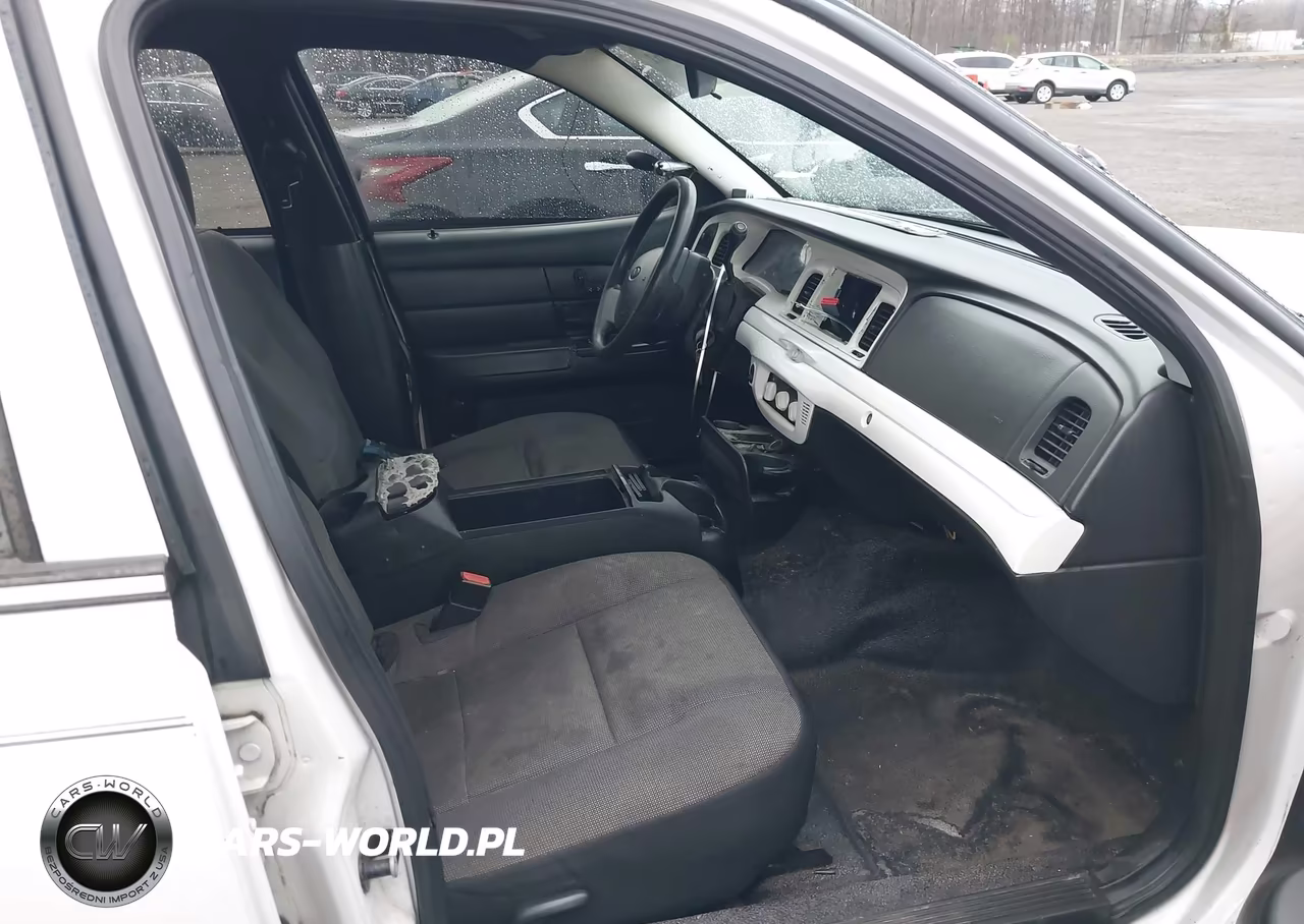 2008 Ford Crown Victoria Police-Police Interceptor VIN:2FAHP71V98X106872 - 5