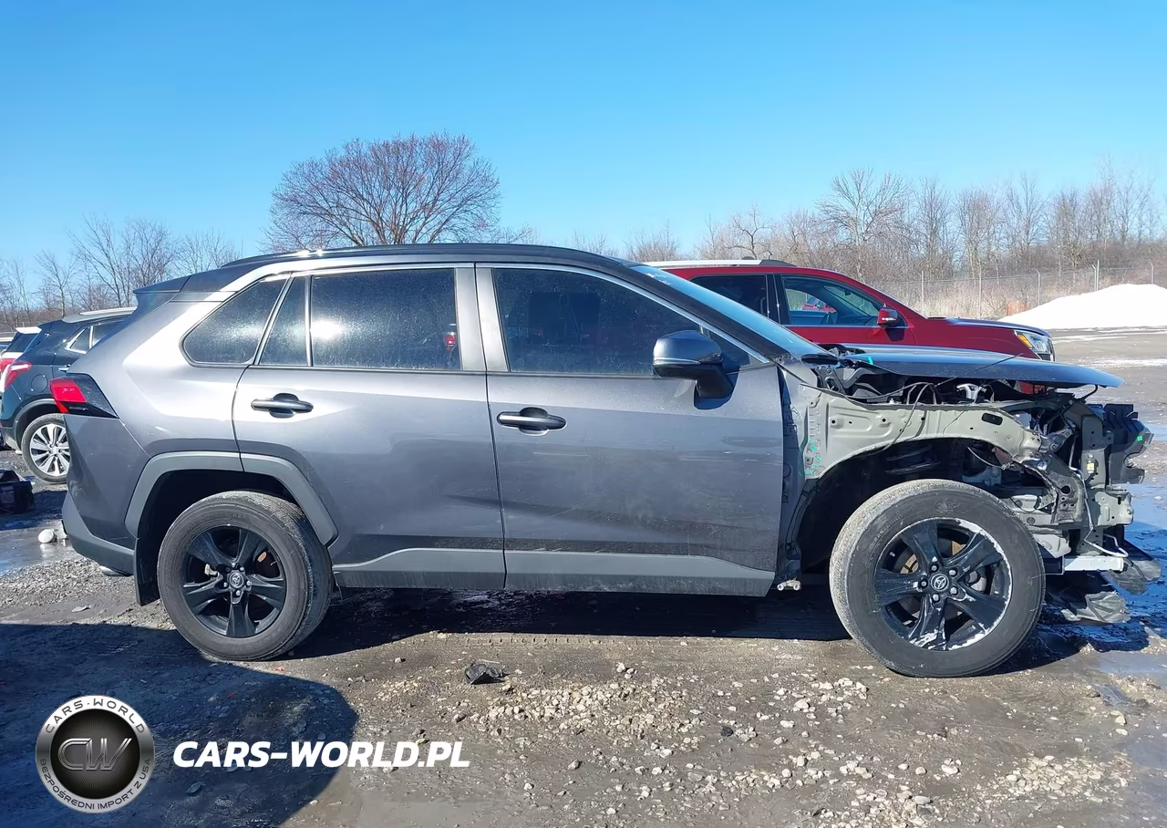 2020 Toyota Rav4 Xle VIN:2T3P1RFV3LW104615 - 14