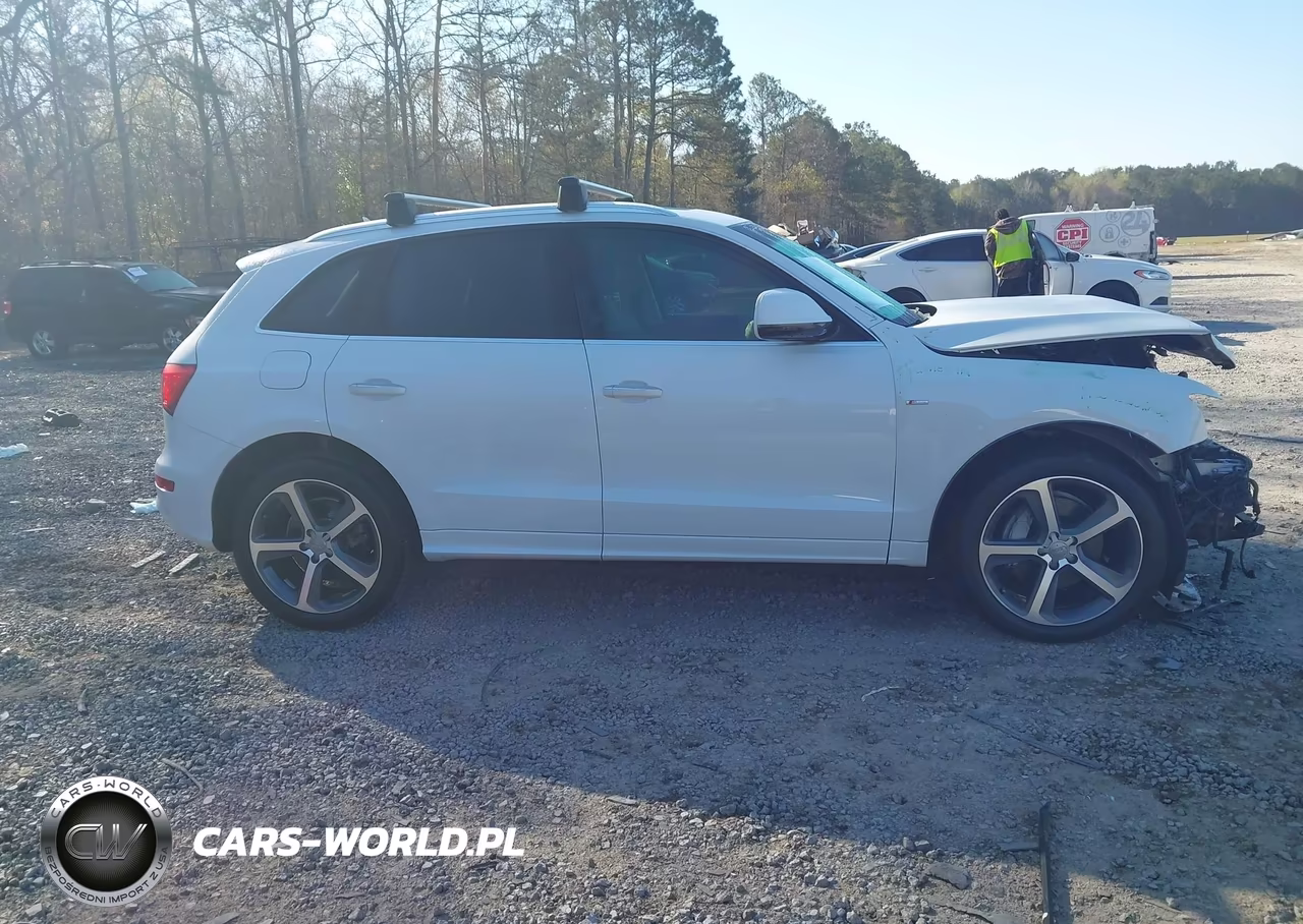 2016 Audi Q5 3.0T Premium Plus VIN:WA1W7AFP3GA009810 - 13