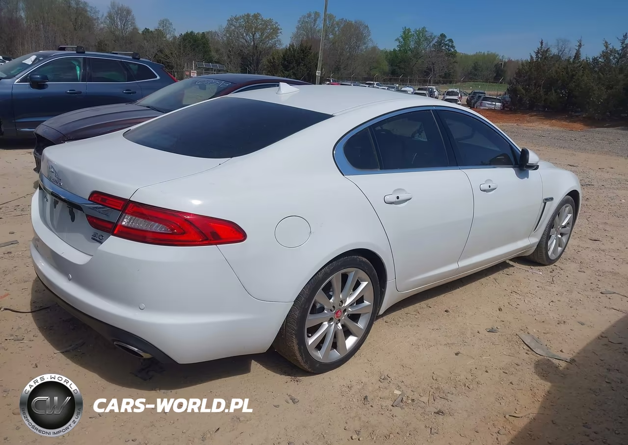 2014 Jaguar Xf V6 Sc VIN:SAJWJ0EF8E8U11662 - 4