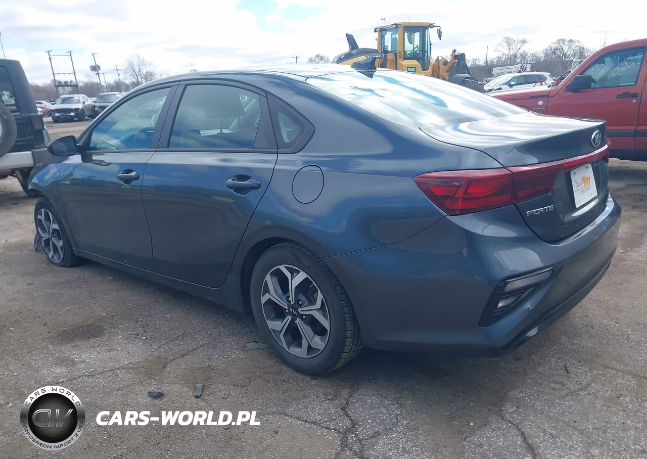 2021 Kia Forte Lxs VIN:3KPF24AD3ME269183 - 3