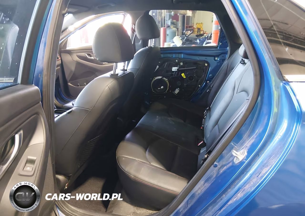 2018 Hyundai Elantra Gt Sport VIN:KMHH55LC2JU047592 - 8